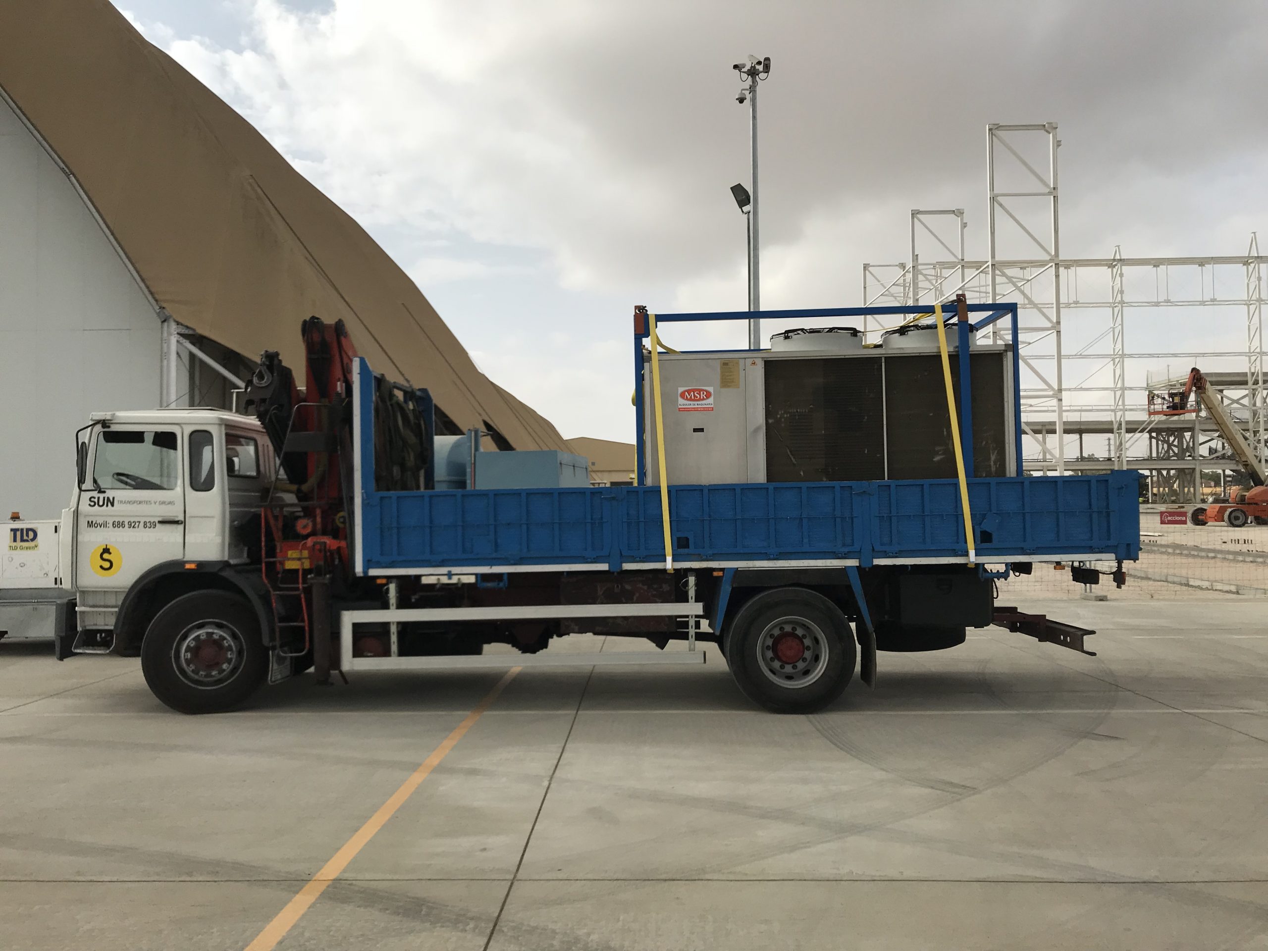 SERVICIOS DE GRÚAS PROFESIONALES | SUN TRANSPORTES Y GRÚAS